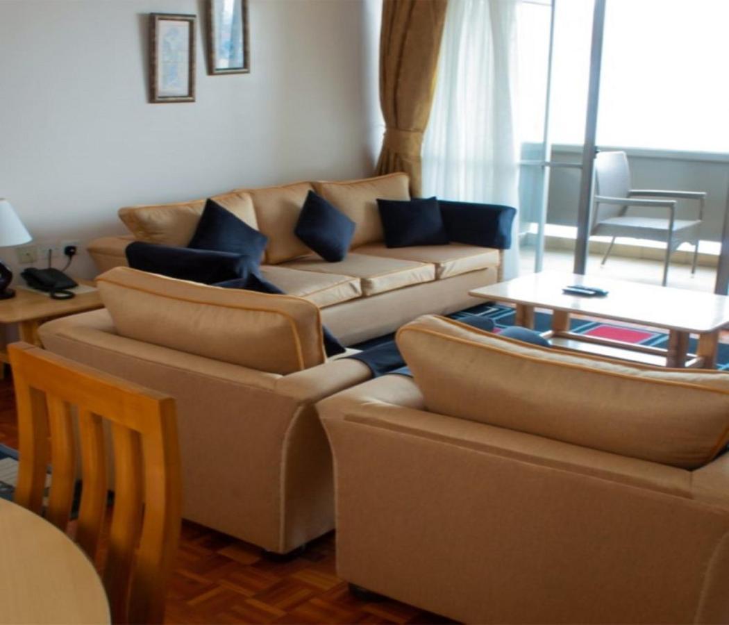 Chester Hotel&suites 3*